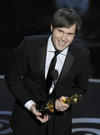 Jacqueline Durran recibió el premio por Mejor Vestuario por 'Anna Karenina'.