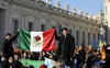 Fieles mexicanos estuvieron presentes en la última audiencia pública de Benedicto XVI.