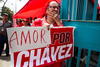 El pueblo venezolano esperaba noticias sobre la salud del mandatario. Los llamados chavistas realizaban oraciones y plegarias, mientras que los opositores, encabezados por el ex candidato presidencial Henrique Capriles, realizaban protestas ante lo que consideraban era la falta de transparencia en la información sobre la salud de Chávez.