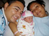 Francisco  y Perla muy contentos al recibir a su primera hija Emily Castro Sifuentes.