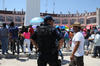 La Dirección de Protección Civil de Torreón, reportó una asistencia superior a las 30 mil personas en el cerro.