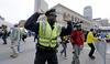 Dos bombas estallaron en la meta del Maratón de Boston, causando la muerte de tres personas y más de 100 heridos, en el primer acto terrorista en Estados Unidos desde los ataques del 11 de septiembre de 2001.