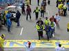 Los organizadores del maratón de Boston dijeron que las explosiones fueron causadas por bombas.