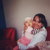 Belem Lozz Sifuentes y su mamÃ¡ Gabriela Sifuentes en un 'baby shower'.