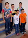 30042013 CARLOS , Luis, Alejandro, Margarita y Yarek Gallegos celebrando el Día del Niño.