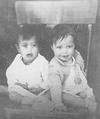 Amelia  Escalera Mendoza con su hijo Sergio Gerardo Rodrí­guez Escalera, festejando el 10 de mayo en Cd. Juárez, Chihuahua, hace algunos años.