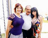 Ernesto SanchezViesca López celebró su cumpleaños. Lo acompañan Lety y Blanca.