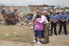 El presidente de EU demostró su apoyo a los afectados por el tornado en Oklahoma.