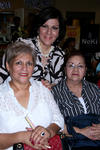 Rosy  Castro, Griselda Castro y Mayela Lozano.