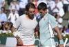 Gran jugada de Nadal al devolver la bola por debajo de las piernas, que generó un error de Djokovic.