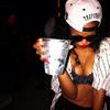 Rihanna ha compartido en su cuenta de Instagram fotos de sus vacaciones en las que presume su sensual figura.