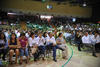 Unas 900 personas, en su mayoría estudiantes, presenciaron el debate, que duró alrededor de una hora y media.