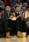 Después de asistir a los premios Grammy,  Rihanna y Chris Brown, tuvieron una fuerte pelea en plena calle, en Los Ángeles que terminó en fuertes golpes. Las fotografías del rostro de Rihanna tras la agresión causaron gran polémica en el mundo.