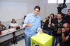 En punto de las 9:45 de la mañana emitió su voto el candidato por el PAN a la alcaldía de Torreón Chuy de León.