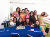 CLAUDIA  Ordaz de la Torre celebrando su cumpleaños número 14, acompañada de sus amigas del colegio.