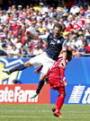 La acción del gol y la desperdiciada por Johnson, fueron las únicas jugadas dignas de un juego ofensivo, porque los panameños se dedicaron a defender, a la espera de un error de los contrarios, al paso del tiempo y llevar el juego hasta el final con el cero, para ir al volado de los penales, pero no les resultó.