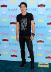 La banda británica One Direction desfilaron por la alfombra azul de los Teen Choice Awards.