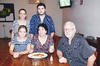 11082013 DE PASEO.  Alejandra y Miguel, Alejandra, Vanessa  y Hassan Gidi.