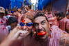 Los asistentes disfrutaron de la tradicional "guerra de tomates" en las calles de Buñol.