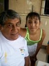 David Robles Martínez con su nieta Fabiuola Deyanira Llanas Robles.