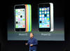 El iPhone 5C, de menor costo, estará disponible en cinco colores: verde, azul, amarillo, rosa y blanco.