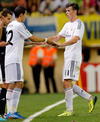 El galés Gareth Bale logró marcar en su estreno con el Real Madrid, en el partido que enfrentó a su equipo con el Villarreal en el estadio de El Madrigal, y en el que el conjunto madridista empató a dos goles.
