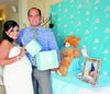 15092013 FUTUROS PAPáS.  Ilse Pamela García Orona y Manuel Sdir Moreno se convertirán pronto en padres por primera vez.