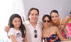 16092013 EN BAUTIZO.  Ana Regina Carrillo, Iván Esparza, Michelle Otero y Mónica Martínez.