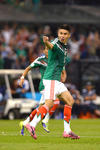 Oribe Peralta nuevamente puso en ventaja a México al minuto 40 pero el equipo mexicano volvió a padecer en el complemento.