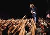 Una de las grandes actuaciones esperadas fue la de Blondie, misma que cerró el primer día de actividades del Corona Capital 2013.