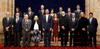 En el Salón Covadonga, los príncipes encabezaron, posteriormente, la tradicional “foto de familia”, con todos los premiados, a lo que se sumó la Reina Sofía de España, quien saludó a cada uno de los premiados.