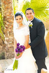 Lic. Enrique Arias Carrillo y Srita. Karla Marí­a Rodrí­guez Rodríguez, lucieron muy enamorados el día de su boda. - CREA Fotografí­a.