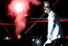 El hecho con la bandera Argentina causó indignación en el país, por lo que Bieber se disculpó por medio de Twitter y aseguró que pensó que se trataba de una camiseta.