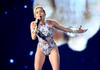 El premio de Artista del Año, se lo llevó de nueva cuenta Taylor Swift.