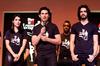 A ellos se añaden Alan Estrada, Rogelio Suárez, José Daniel Figueroa y Mar Contreras, quienes formaron parte del ciclo que hace siete años se presentó en este país por primera vez, bajo la producción de Ocesa Teatro.