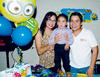 Acompañaron al festejado: su madrina, Daniela Monsiváis Nevárez, y su padrino, Ernesto Palacios del Río.