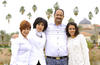 30122013 Fernando y Cristina con sus hijas Luisa Fernanda y Cecilia.