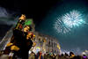 Italianos recibieron el 2014 celebrando a las afueras del Coliseo.