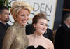 La 71 edición de los Globos de Oro comenzó este 12 de enero en el hotel Beverly Hilton, de Los Ángeles, presentada por Tina Fey y Amy Poehler, que repiten en ese papel por segundo año consecutivo.