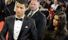 Lionel Messi y su esposa Antonella posaron para las cámaras en la alfombra roja.