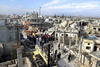 Casi mil 100 personas han muerto en dos semanas de enfrentamientos entre los grupos rebeldes y yihadistas en el norte de Siria, reportó el Observatorio Sirio de Derechos Humanos (OSDH).