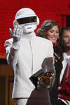 El dúo de hip hop Macklemore & Ryan Lewis se coronó como Mejor Artista novel y acaparó la misma cantidad de premios que Daft Punk, pero centrados en las categorías de rap.