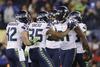 Russell Wilson lanzó su primer pase de anotación del Super Bowl, un envío de 23 yardas a Jermaine Kearse, quien rompió una tackleada y llegó sin problemas al touchdown para el impredecible 36-0.