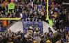 De esta manera Seattle recibía su primer campeonato de la NFL.