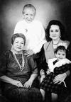 Familia Aldama Arce: Enrique, Marco Aurelio, Ãngeles, Araceli, Carlos y Adriana.