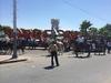 En Torreón, participaron cerca de 100 jinetes, encabezados por el alcalde, Miguel Riquelme, quien admitió que no sabe montar a caballo pero aseguró que "no me rajo".