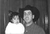 Dionisio Sánchez Herrera con su hijo Javier, en los 60’.