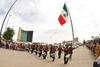 Un desfile cívico-militar recorrió hoy el Centro de esta ciudad para conmemorar los 100 años de la Toma de Torreón.