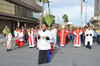 En medio de cantos y oraciones el grupo realizó la Procesión de los Ramos hasta llegar a la Catedral de Nuestra Señora del Carmen.
