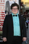 Los actores estadounidenses Blake Anderson  y Kyle Newacheck posaron juntos a su llegada al evento.